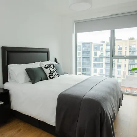 Coopers Cross Apartment *